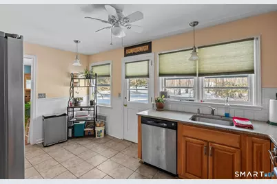 10 Staeth Road, East Hampton, CT 06424 - Photo 4