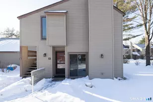 7 Maple Ln, Avon, CT 06001 - Photo 2