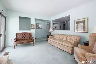 7 Maple Ln, Avon, CT 06001 - Photo 4