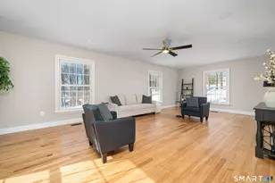 34 Lindencrest Dr, Danbury, CT 06811 - Photo 4