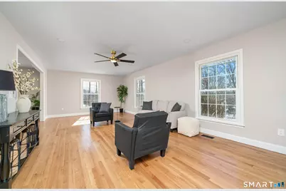 34 Lindencrest Drive, Danbury, CT 06811 - Photo 6