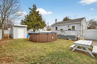 247 Midway Oval, Groton, CT 06340 - Photo 24