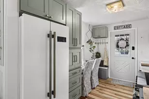 247 Midway Oval, Groton, CT 06340 - Photo 10