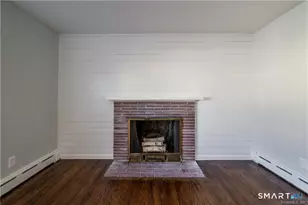 927 Birmingham St, Bridgeport, CT 06606 - Photo 8