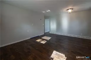 927 Birmingham St, Bridgeport, CT 06606 - Photo 10