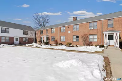 33 Nob Hill Circle #A, Bridgeport, CT 06610 - Photo 32