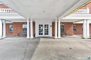 59 Courtland Ave, Stamford, CT 06902 - Photo 2