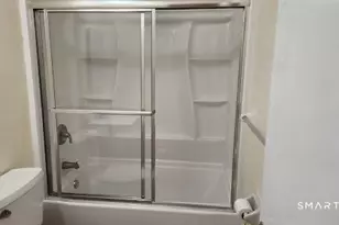 115 Short Beach Rd, Stratford, CT 06615 - Photo 14