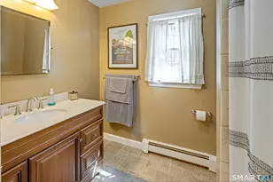 18 N Branch Rd, Newtown, CT 06470 - Photo 24