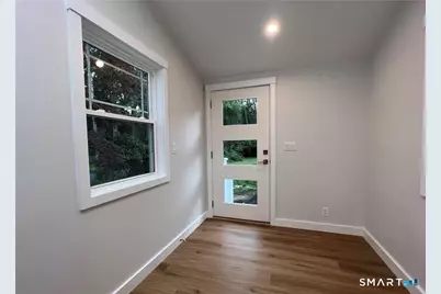 429 Round Hill Road, Fairfield, CT 06824 - Photo 12