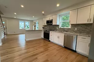 429 Round Hill Rd, Fairfield, CT 06824 - Photo 6