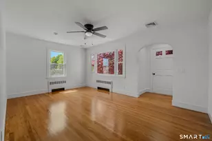 14 Hyde St, Stonington, CT 06379 - Photo 8