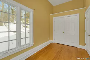 19 A Robin Hood Ln, Darien, CT 06820 - Photo 18