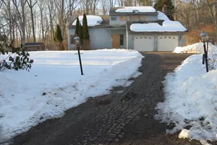 45 Toll Gate Rd, Glastonbury, CT 06073 - Photo 1