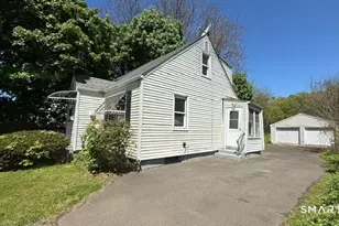 131 Bryden Terrace, Hamden, CT 06517 - Photo 2