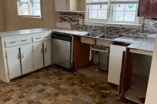 131 Bryden Terrace, Hamden, CT 06517 - Photo 8