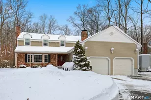 27 Lumanor Dr, Stamford, CT 06903 - Photo 2