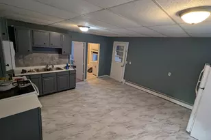 223 Lawlor St, New Britain, CT 06051 - Photo 6