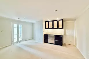 53 Bank St, New Canaan, CT 06840 - Photo 18