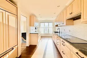 53 Bank St, New Canaan, CT 06840 - Photo 10