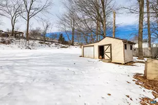 358 Gravel St, Meriden, CT 06450 - Photo 32