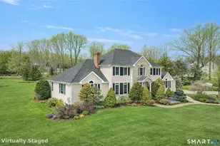 65 Trailside Dr, Monroe, CT 06468 - Photo 2