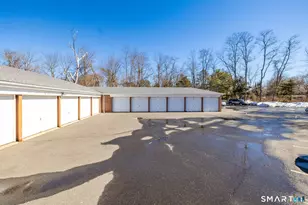 117 Shadow Ln, West Hartford, CT 06110 - Photo 26