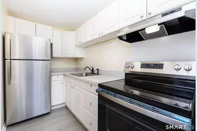 117 Shadow Lane #APT B1, West Hartford, CT 06110 - Photo 8