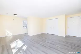 117 Shadow Ln, West Hartford, CT 06110 - Photo 4