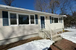 3 Pam Bar Dr, Shelton, CT 06484 - Photo 2