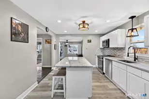 24 Polk Ave, Waterbury, CT 06708 - Photo 4