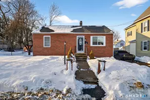 24 Polk Ave, Waterbury, CT 06708 - Photo 1