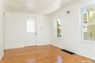 29 Elton St, Torrington, CT 06790 - Photo 12