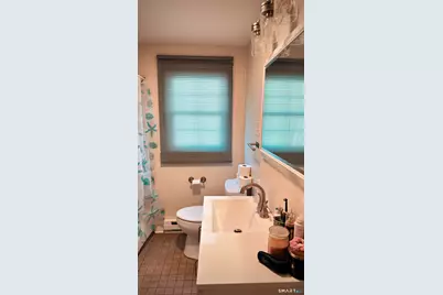 10 Rockwell Street, Norwich, CT 06360 - Photo 22