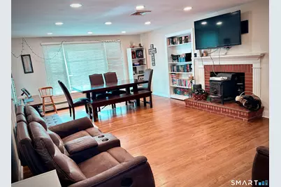 10 Rockwell Street, Norwich, CT 06360 - Photo 2