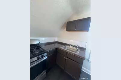 133 Wordin Avenue #3rd, Bridgeport, CT 06605 - Photo 8