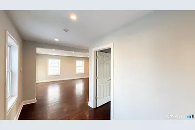 271 Seaside Avenue #A, Stamford, CT 06902 - Photo 2