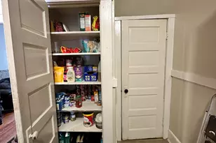 27 Ives St, Waterbury, CT 06704 - Photo 8