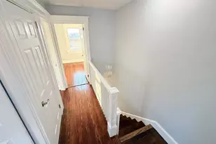 206 Remington St, Bridgeport, CT 06610 - Photo 8