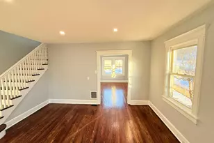 206 Remington St, Bridgeport, CT 06610 - Photo 2