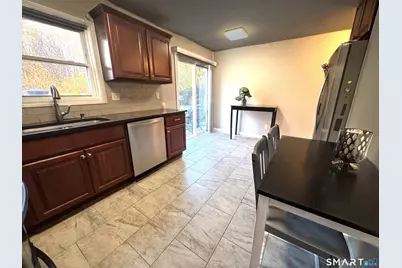 129 Cynthia Drive, West Haven, CT 06516 - Photo 4