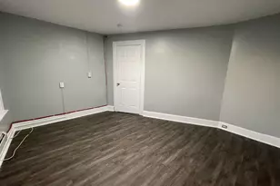 158 Chapel St, Milford, CT 06460 - Photo 4