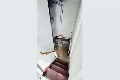 26 Rock Creek Road, New Haven, CT 06515 - Photo 6