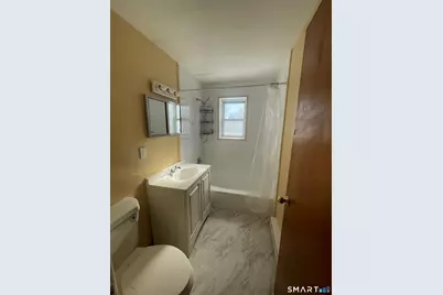 24 Merrill Street #APT B3, Hartford, CT 06106 - Photo 6