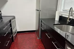 38 N Main St, West Hartford, CT 06107 - Photo 2