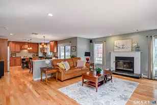 10 Sweetbriar Ln, Newtown, CT 06482 - Photo 14