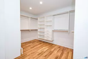 70 Meadow Ridge Rd, Fairfield, CT 06890 - Photo 20