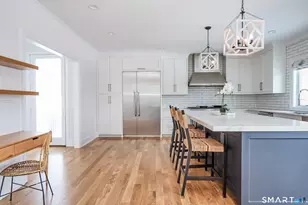 70 Meadow Ridge Rd, Fairfield, CT 06890 - Photo 6