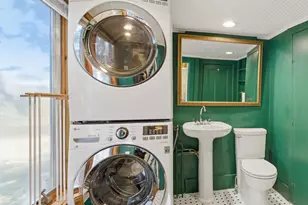 597 Pequot Ave, New London, CT 06320 - Photo 14