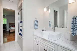 4 Harbour View Dr, New Fairfield, CT 06812 - Photo 26